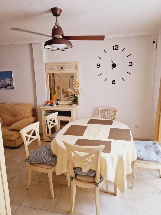 Magnifico Chalet Adosado En Torrevieja, Alicante. Extérieur photo