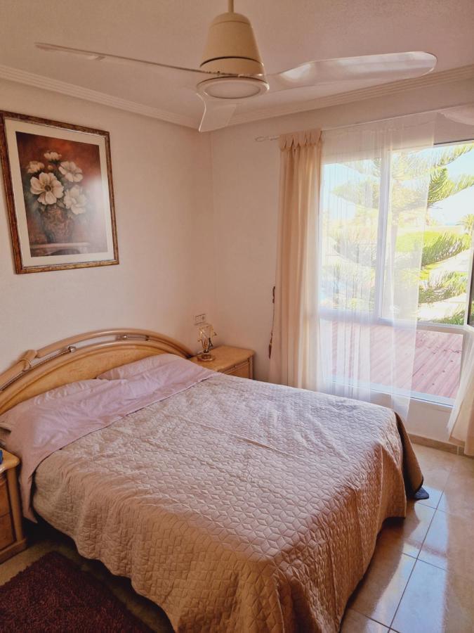 Magnifico Chalet Adosado En Torrevieja, Alicante. Extérieur photo