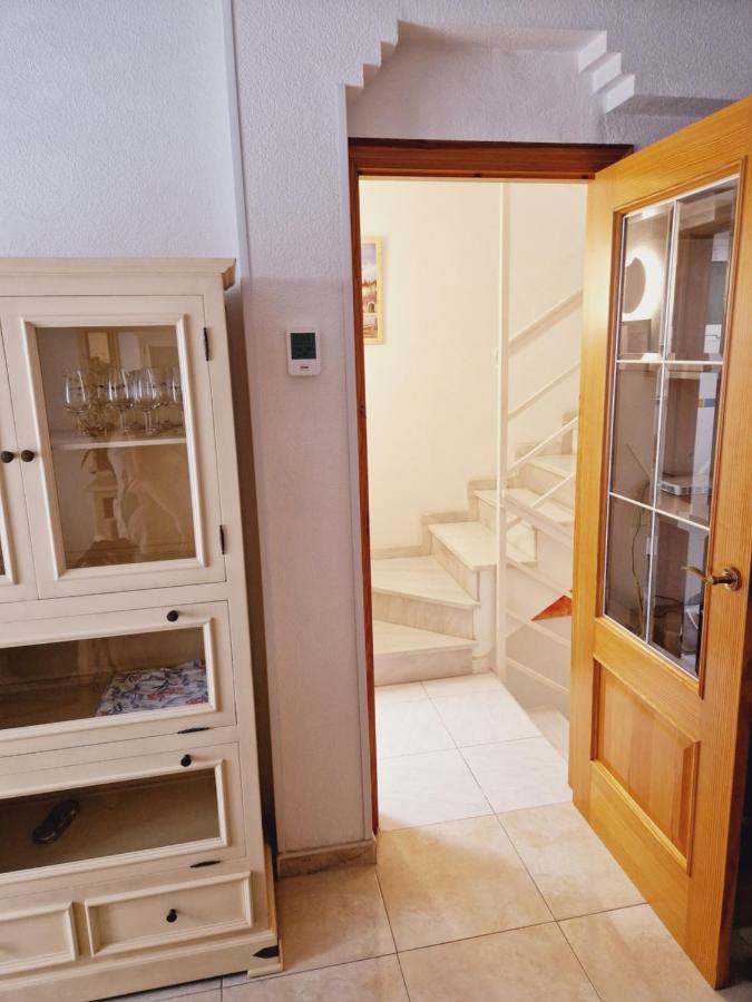 Magnifico Chalet Adosado En Torrevieja, Alicante. Extérieur photo