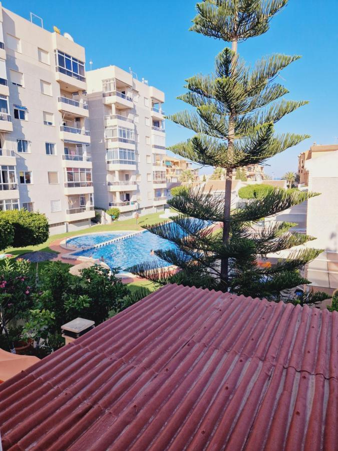 Magnifico Chalet Adosado En Torrevieja, Alicante. Extérieur photo