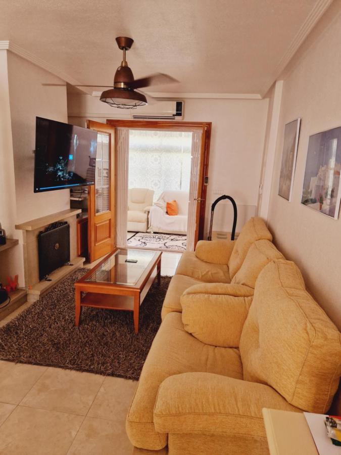 Magnifico Chalet Adosado En Torrevieja, Alicante. Extérieur photo